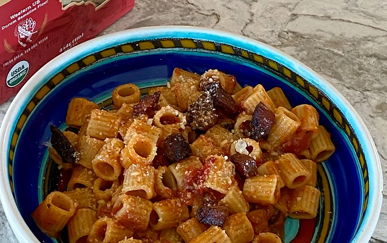 Mezzi Rigatoni all'Amatriciana