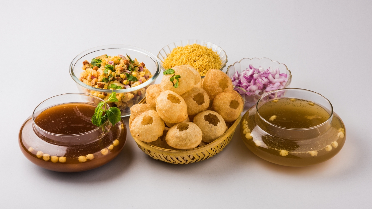 Puchkas (West Bengal’s Tangy Delight)