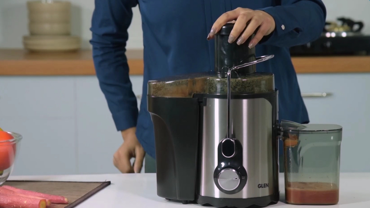 Cold Press Juicer vs Centrifugal Juicer