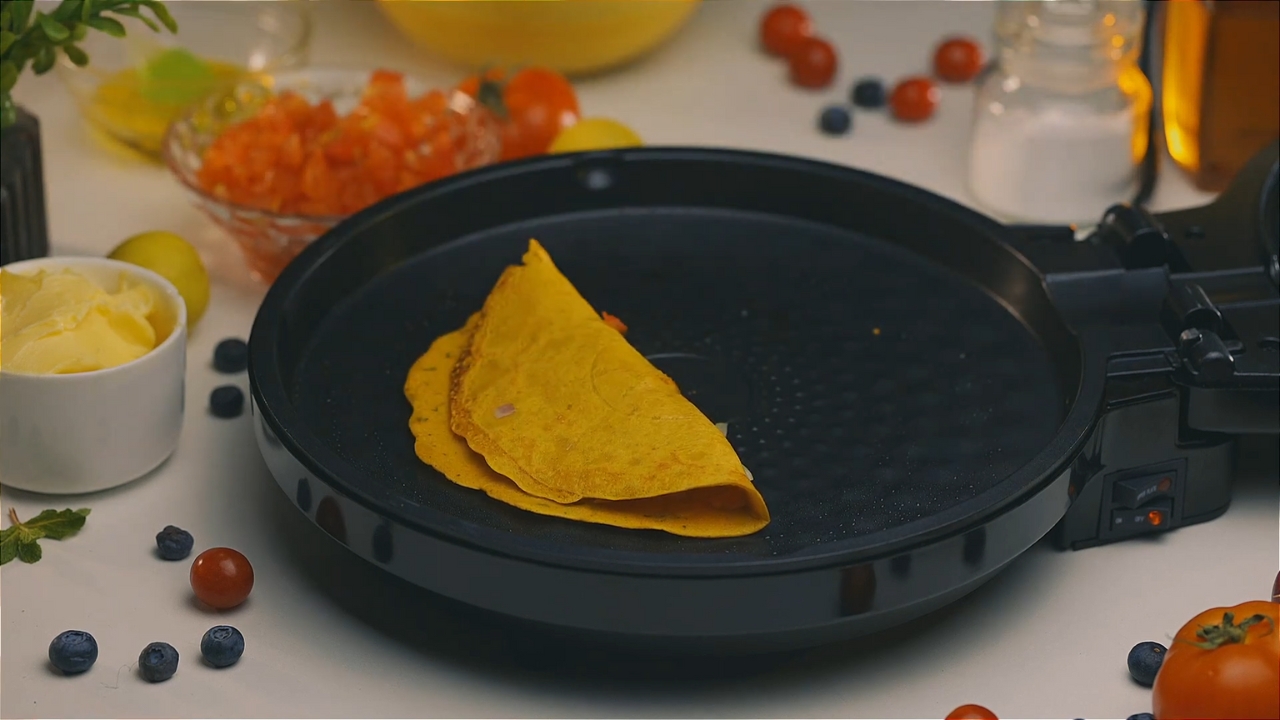Making Cheela at Home in an Electric Grill