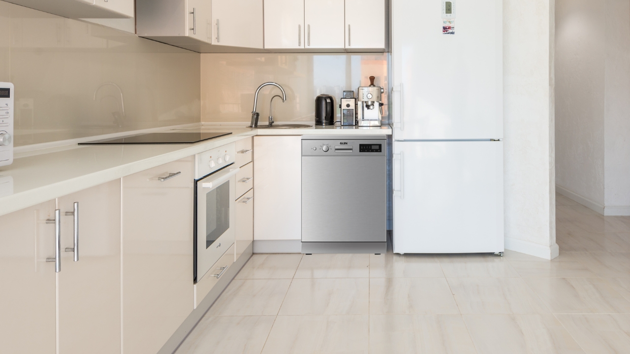 Dishwashers with Energy-Efficient Cycles