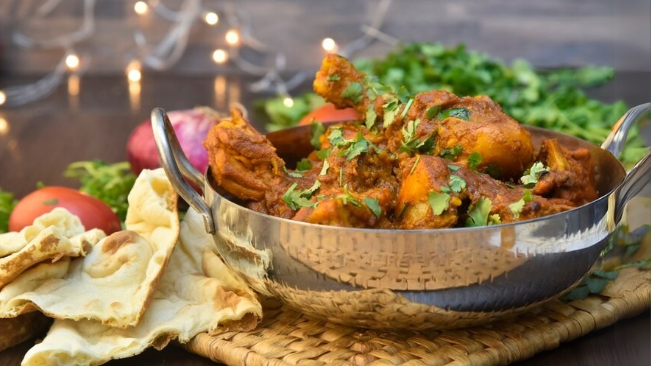 afghani chicken serving