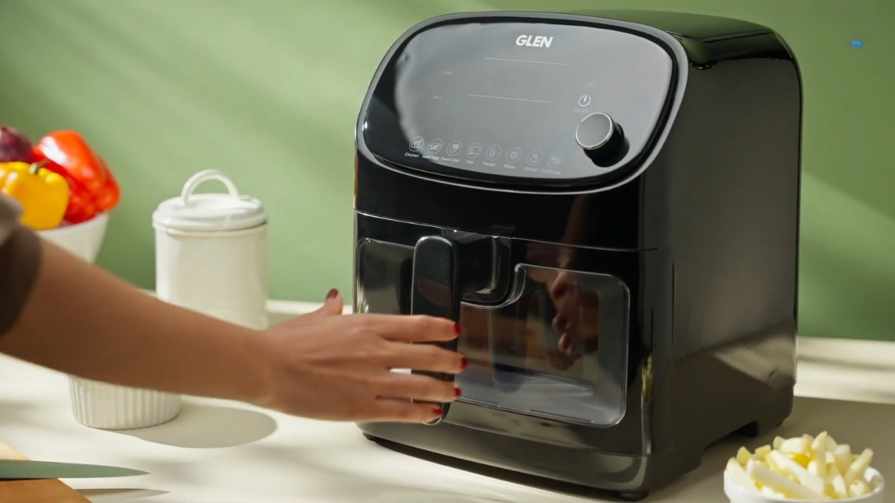 Air fryer and OTG