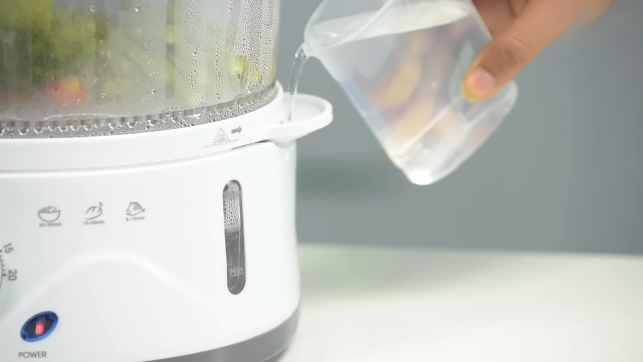 filling water in electric steamer