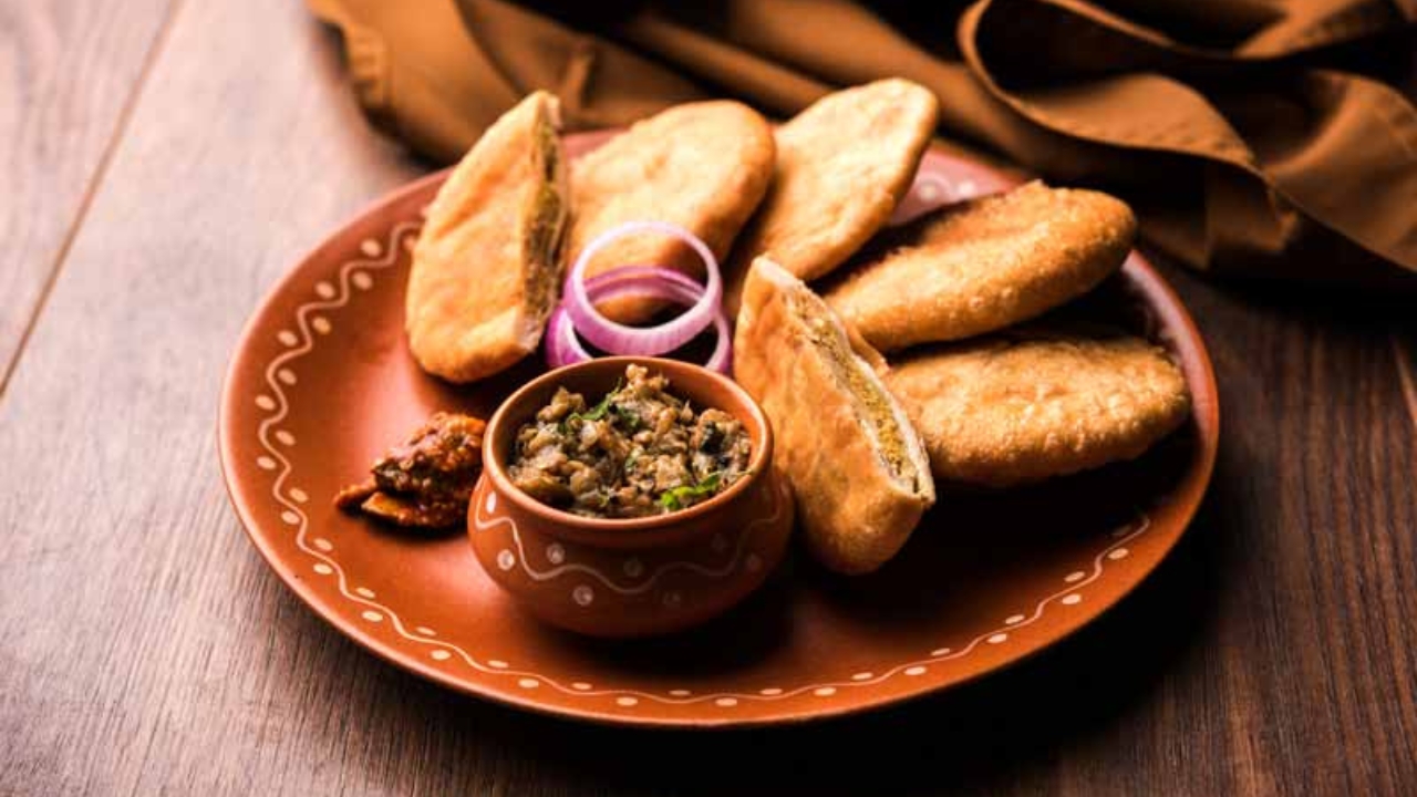 Baking Kachoris in an OTG