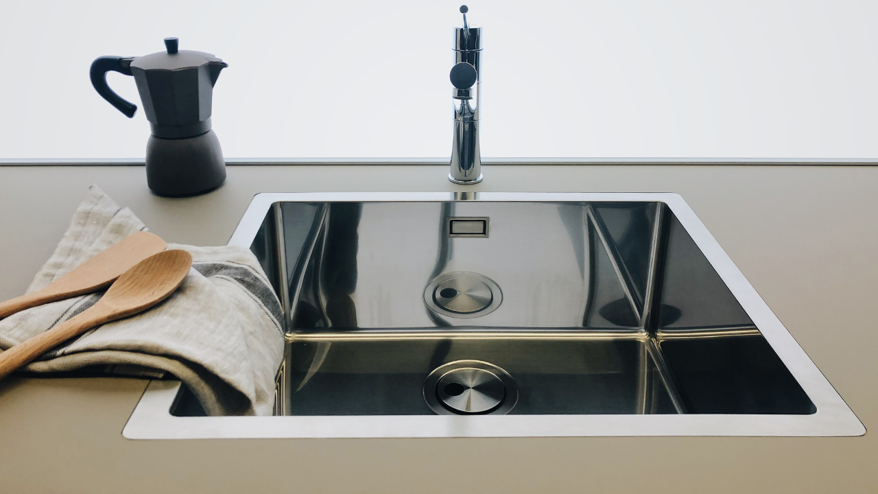 Kitchen sink