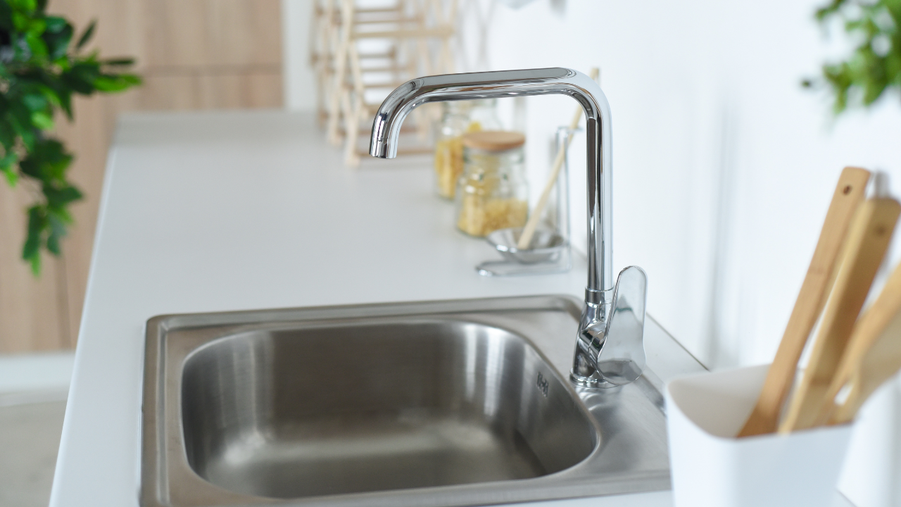 Kitchen sink