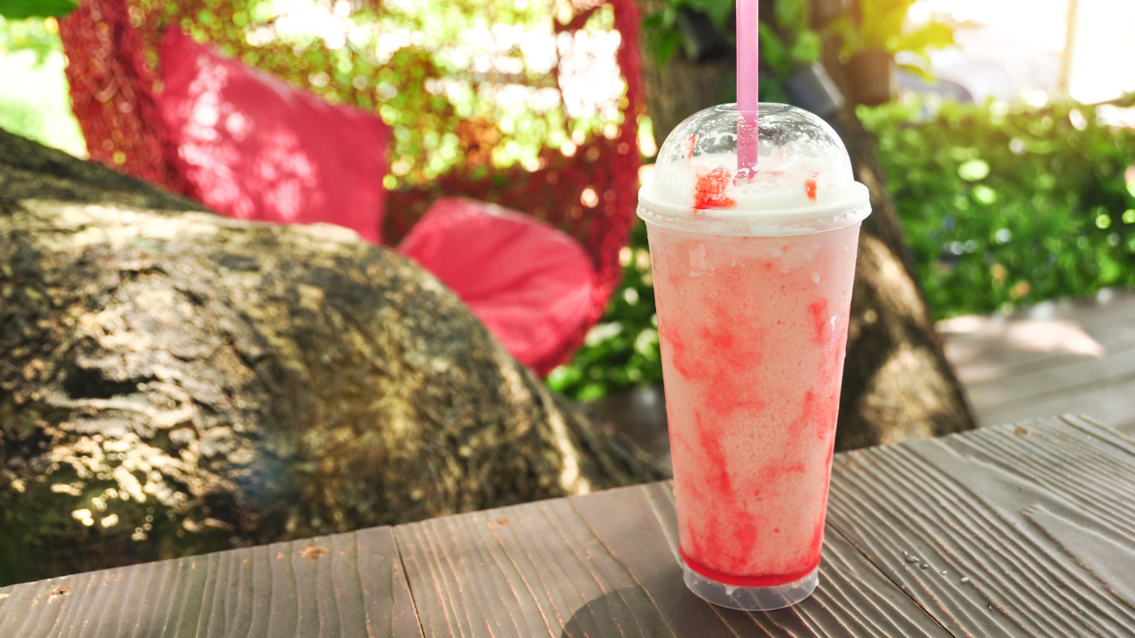Virgin Strawberry Smoothie Cocktail
