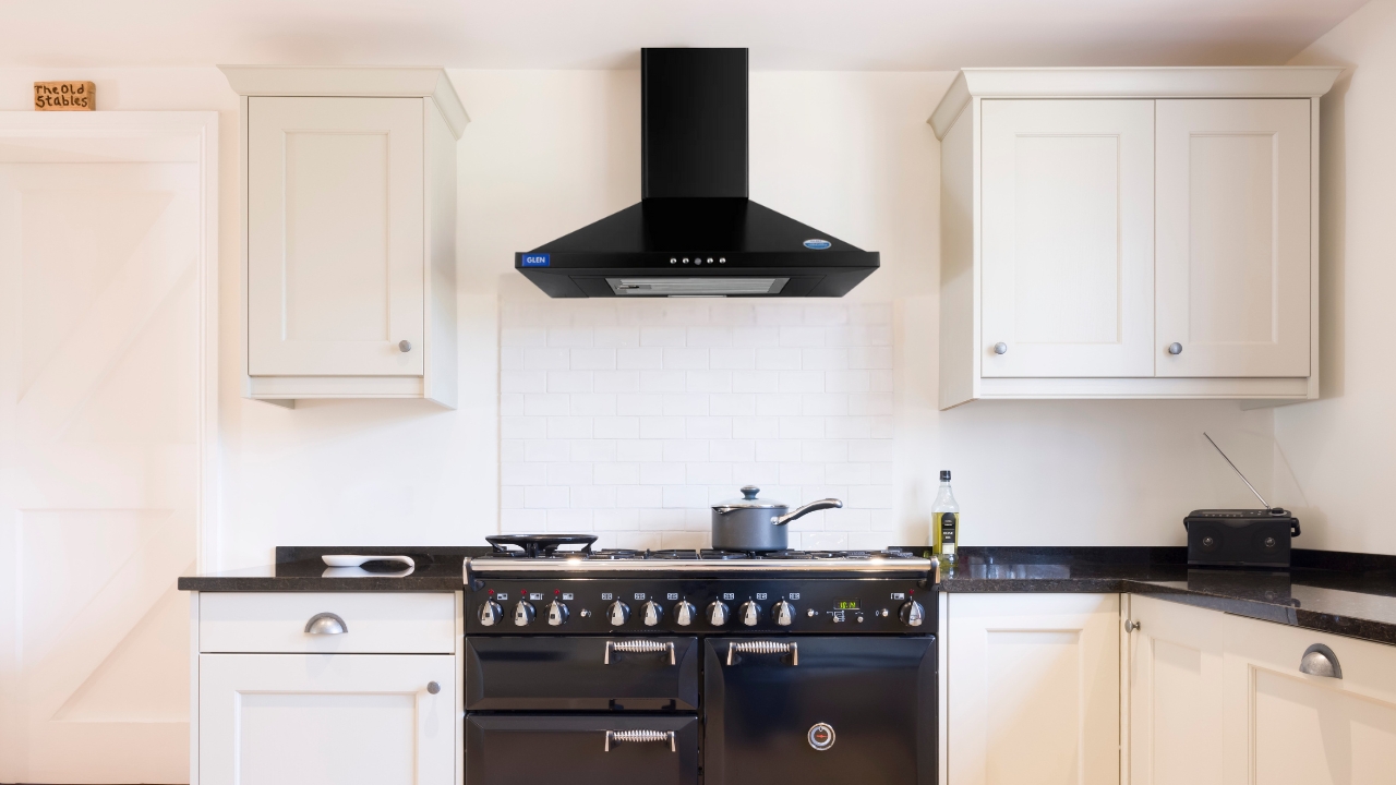 Kitchen Chimneys to Buy This Republic Day