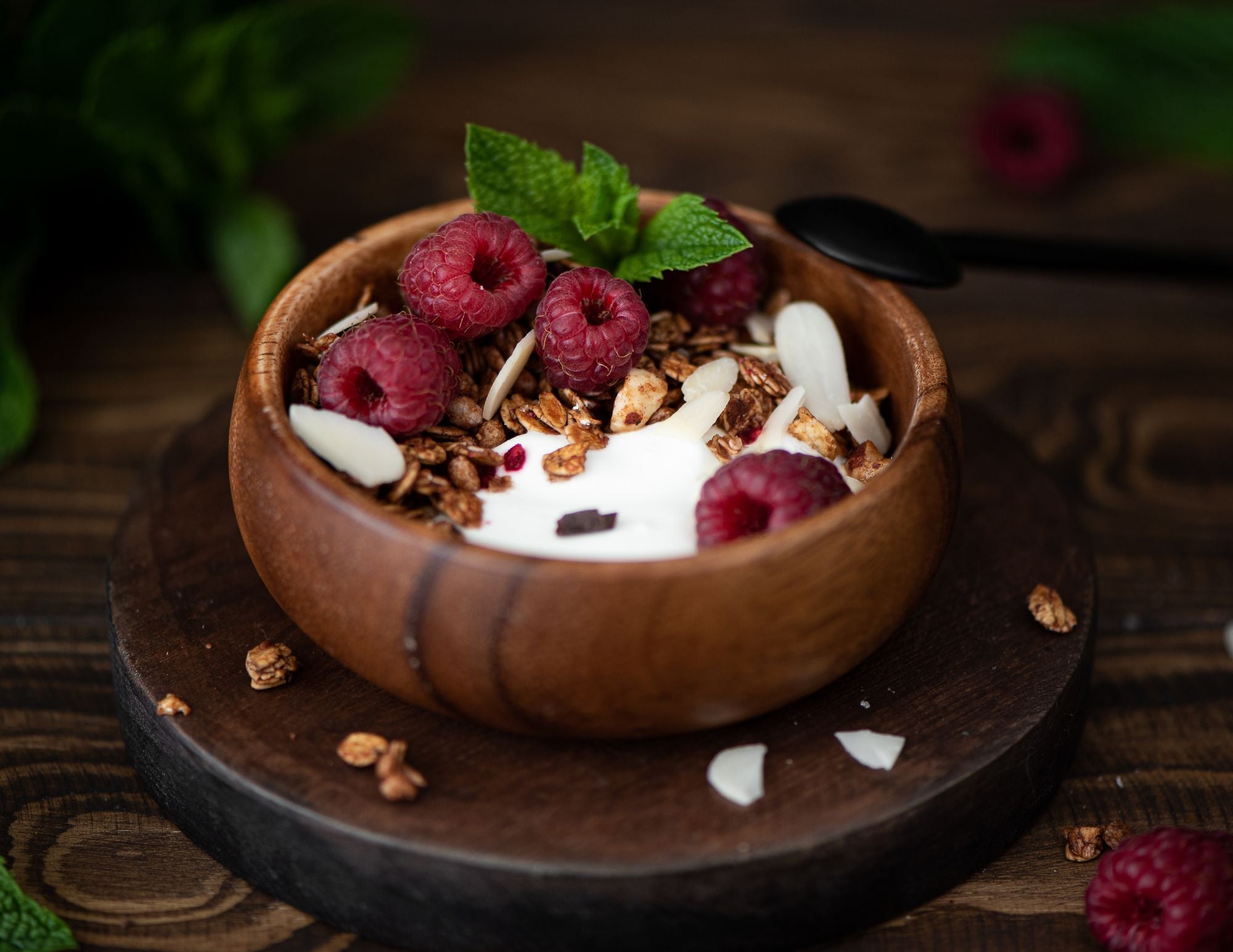 Greek yogurt with raspberries, pumpkin seeds