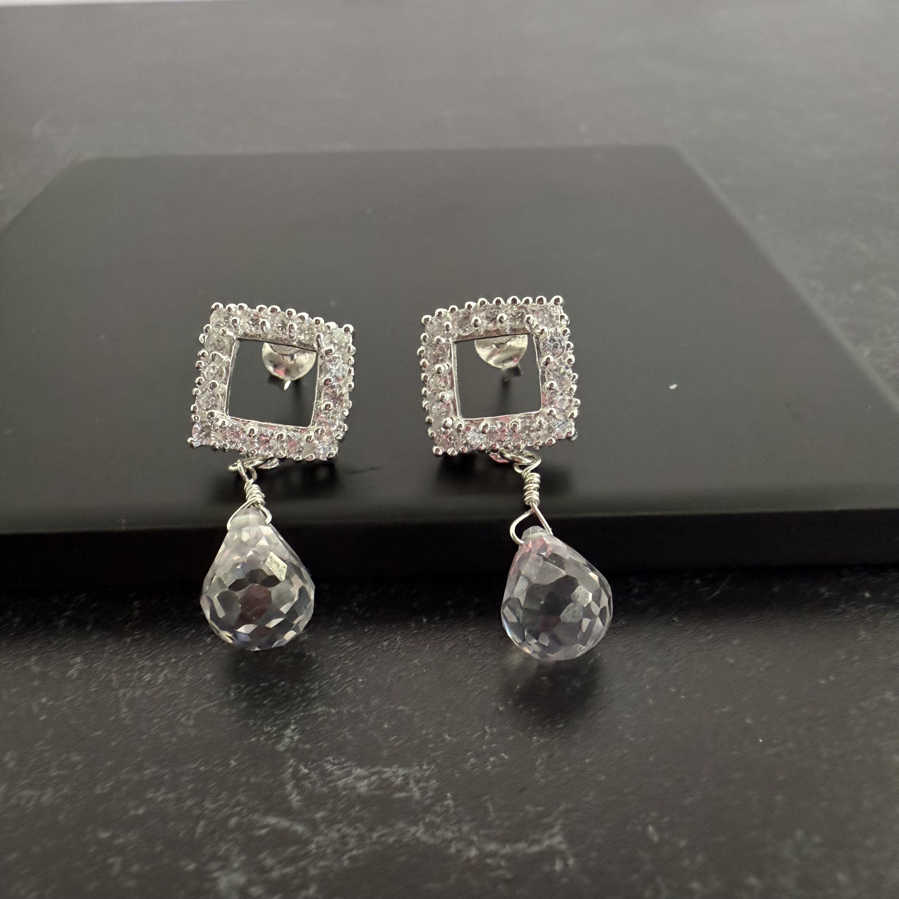 Cubic Zirconia earrings as an alternative to diamond earrings
