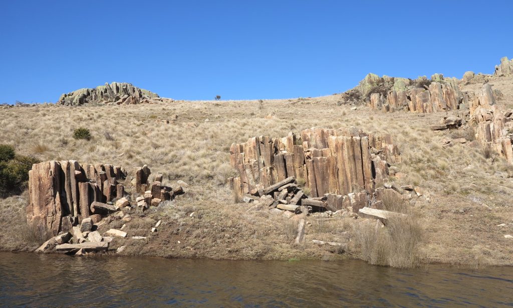 Dolomite pillars Nungar Creek