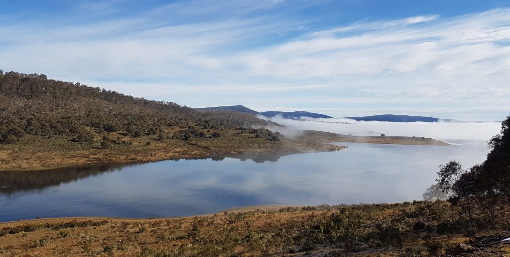 Tantangarra Reservoir - looking north into the morning fog bank